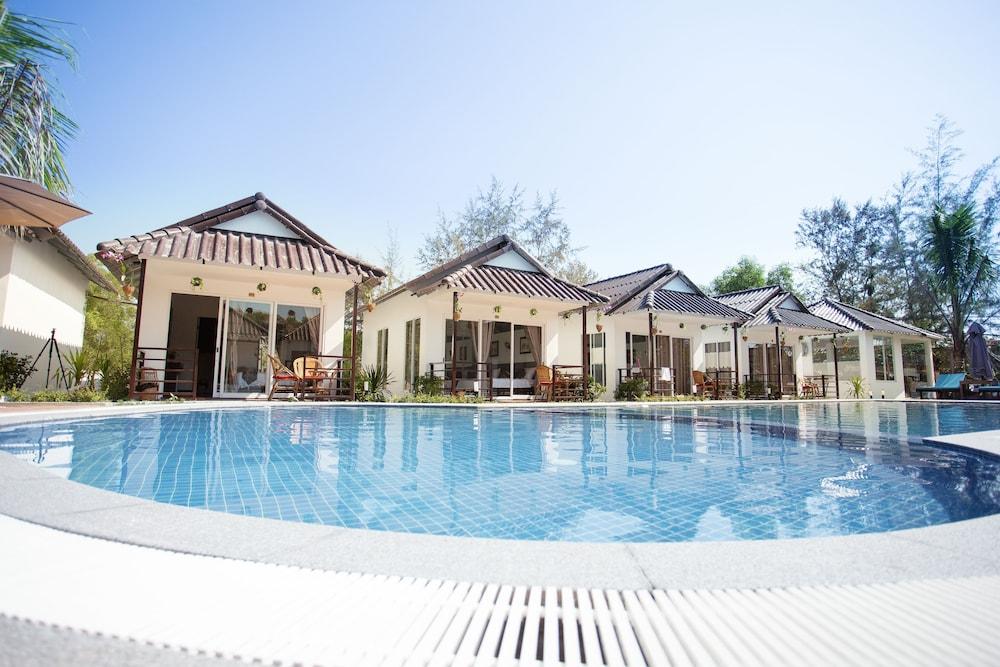 Sea Breeze Resort Sihanoukville Ngoại thất bức ảnh