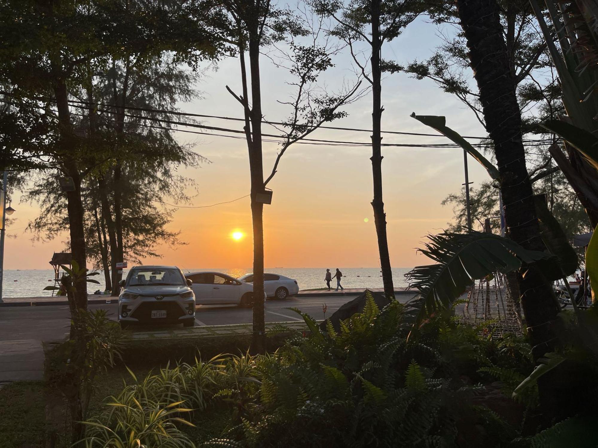 Sea Breeze Resort Sihanoukville Ngoại thất bức ảnh