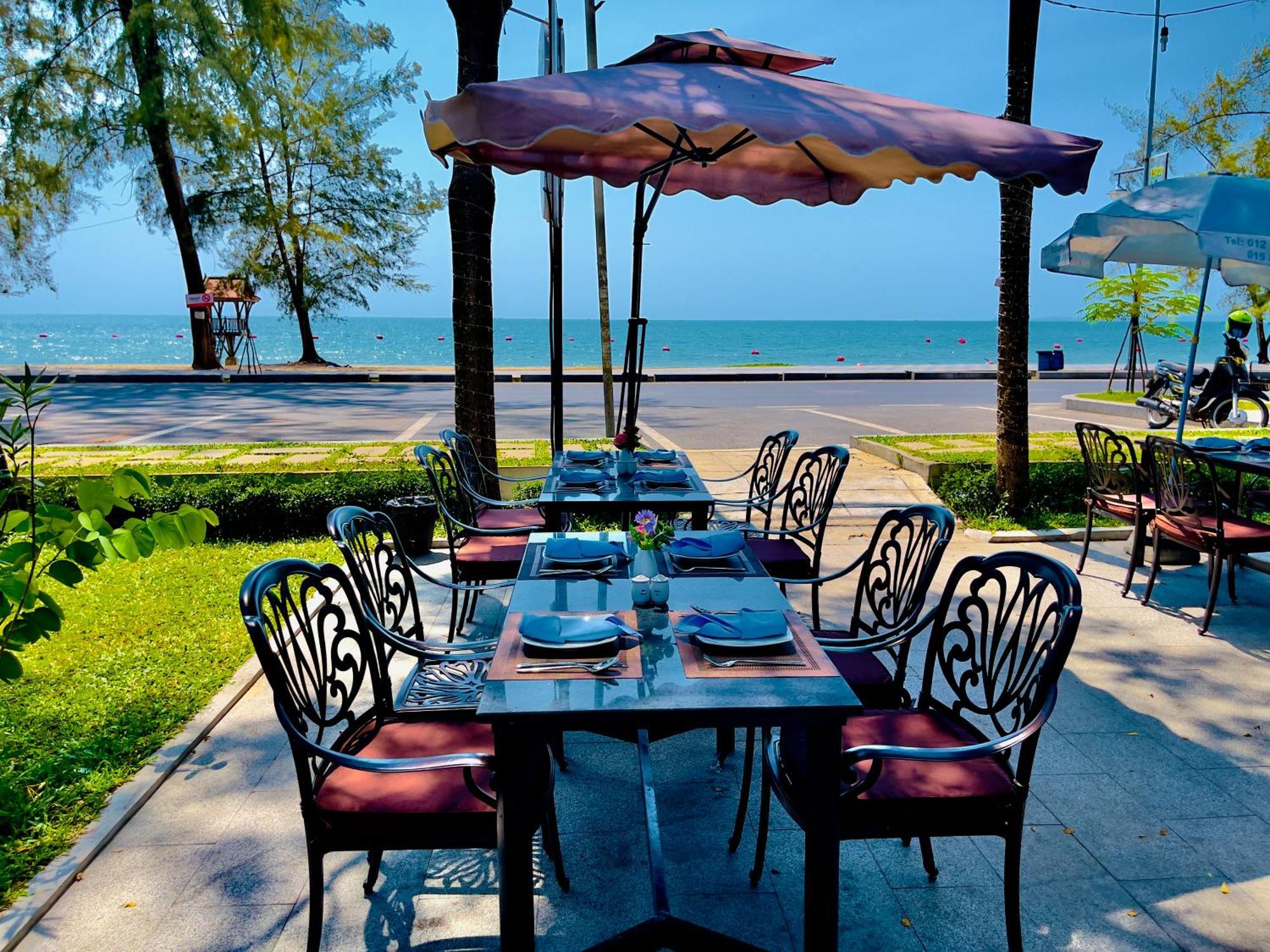 Sea Breeze Resort Sihanoukville Ngoại thất bức ảnh